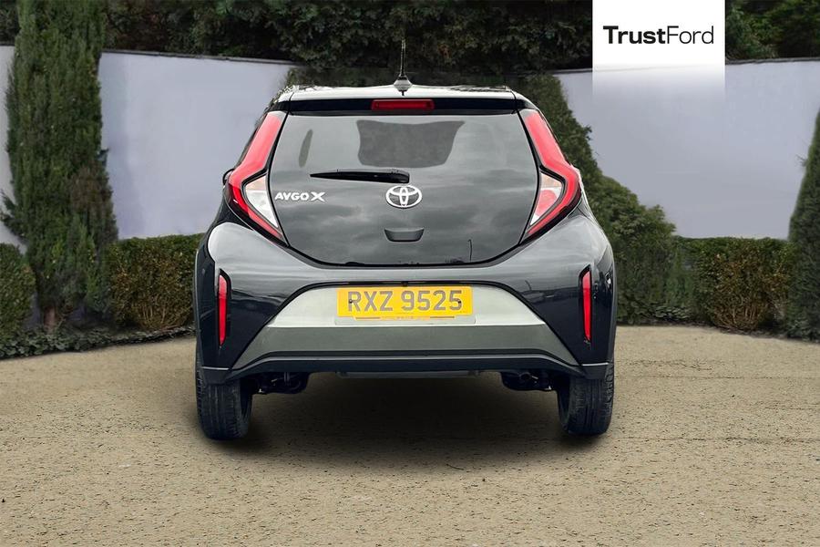 Toyota AYGO X Photo autoimg-65416cb689c5803c98cdb69f8f364af929e68166.jpg