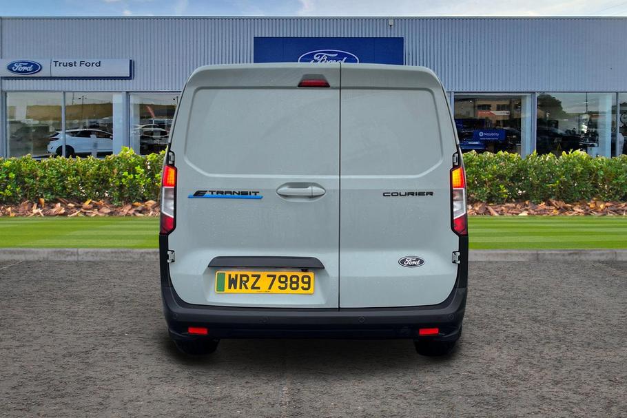Used Ford E-Transit Courier WRZ7989 12