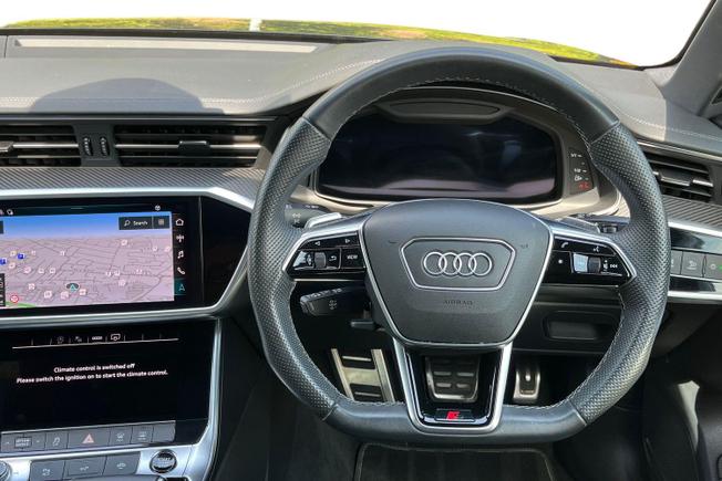 Audi A6 Saloon Photo 11