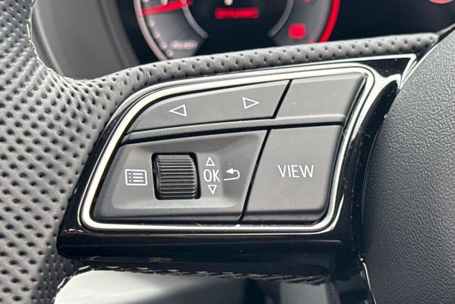 Audi Q2 Photo 16
