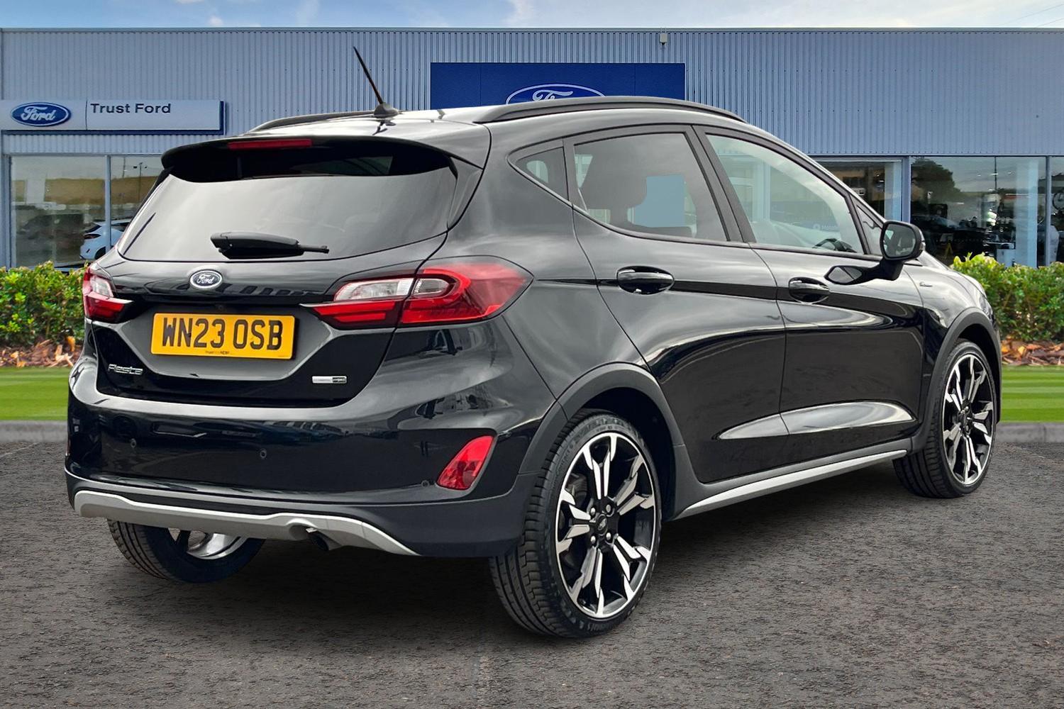 Ford Fiesta Photo 3