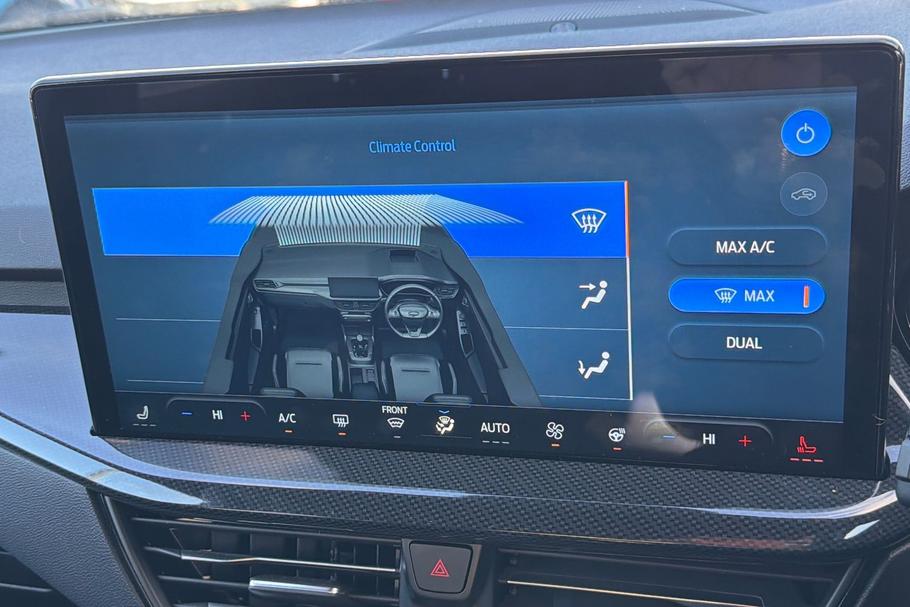 Used Ford FOCUS WX25JZM 34