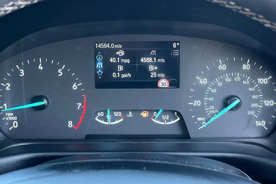Ford FIESTA Photo autoimg-6549d848fda70f83eae480bd56ac1bed905a1f0a.jpg