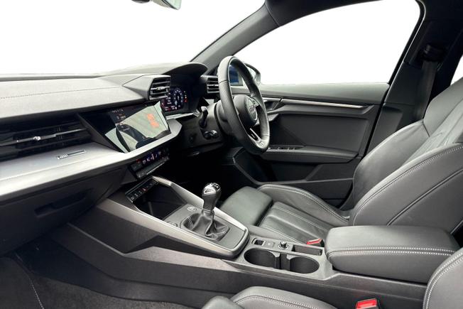 AUDI A3 Photo 2