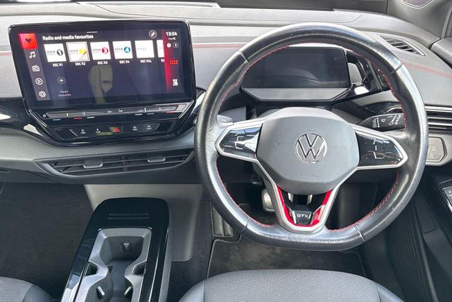 VOLKSWAGEN ID.4 Photo 11