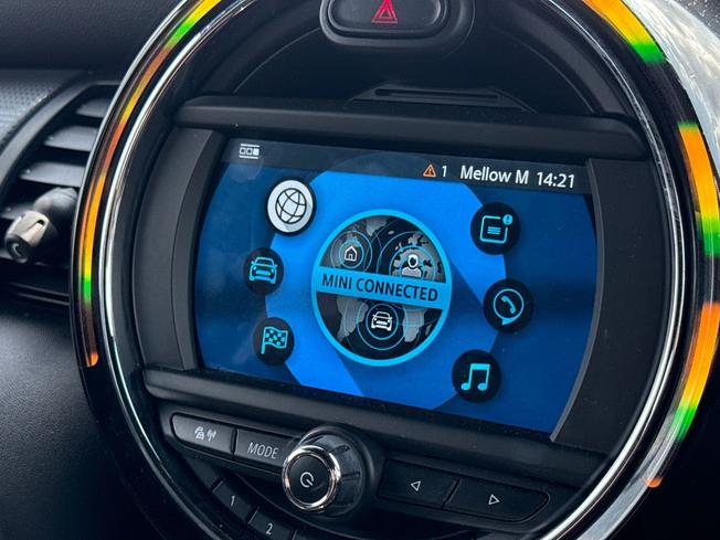 MINI Hatch Photo 33