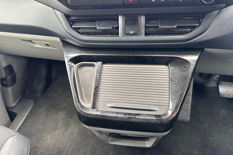 Ford TRANSIT CUSTOM Photo autoimg-6552f12852a7f661a606044d1762f8dc3c25049c.jpg