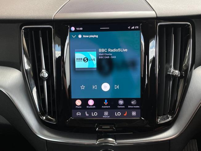 VOLVO XC60 Photo 13