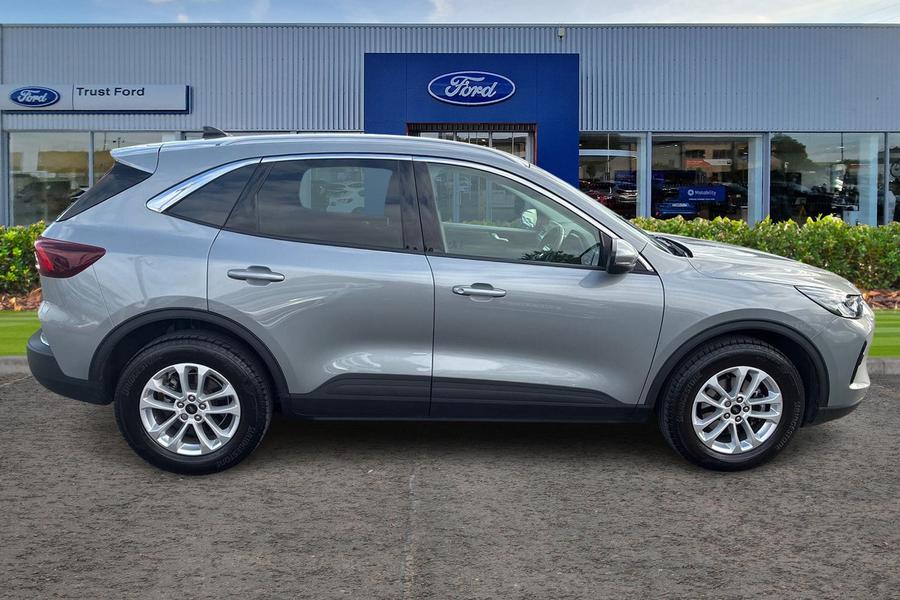 Ford Kuga Photo autoimg-6557a88e067d1a6e5622733324c9847f69b32791.jpg