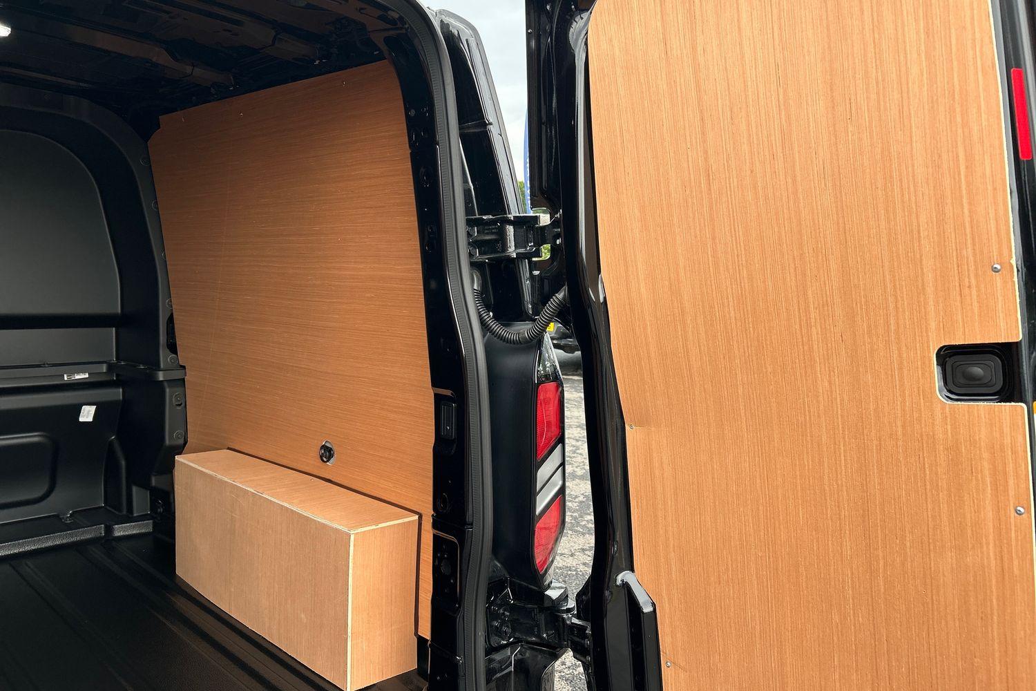 Ford TRANSIT CUSTOM Photo 34