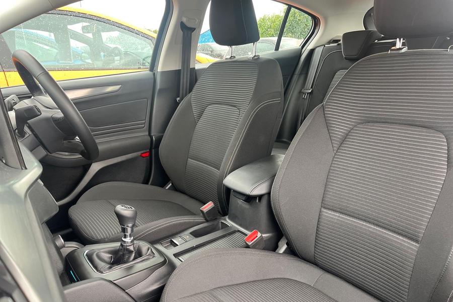 Ford Focus Photo autoimg-656003c56816104cc5b904c34971c8084128e13b.jpg
