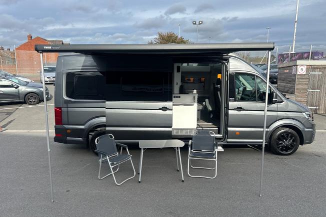 VOLKSWAGEN Grand California Photo 22
