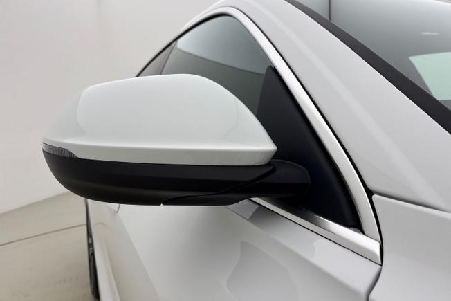 AUDI Q8 Photo 20