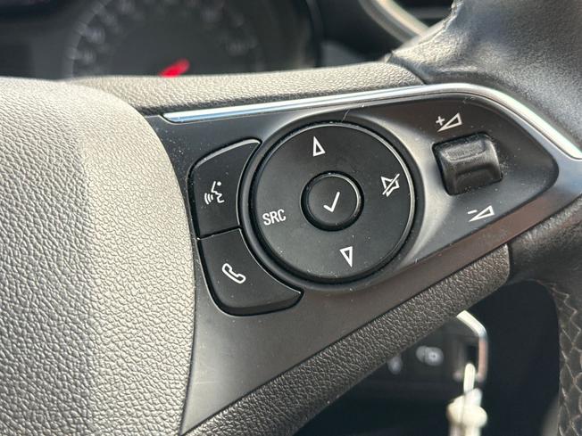 VAUXHALL Crossland X Photo 17
