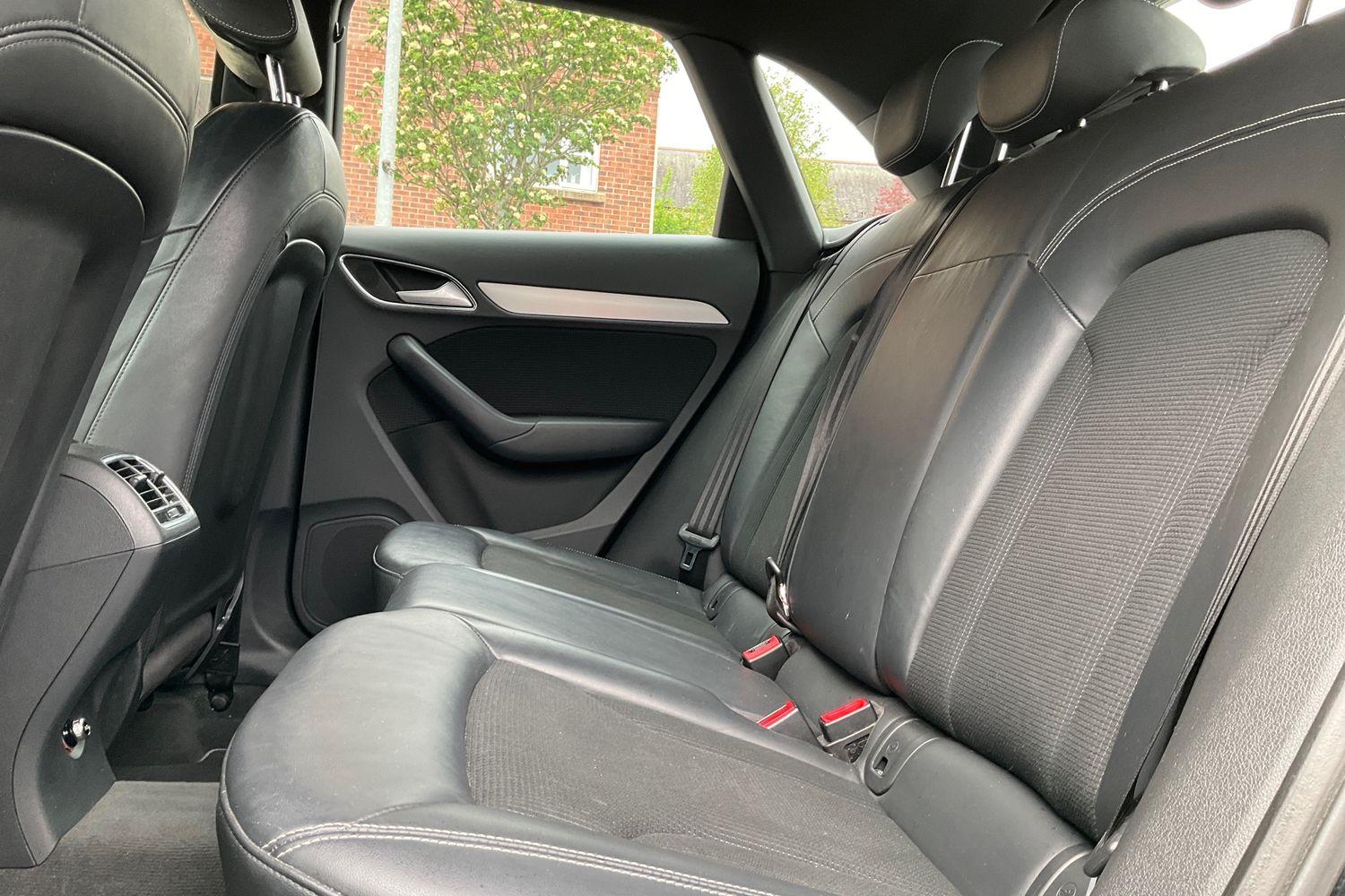 Audi Q3 Photo 19