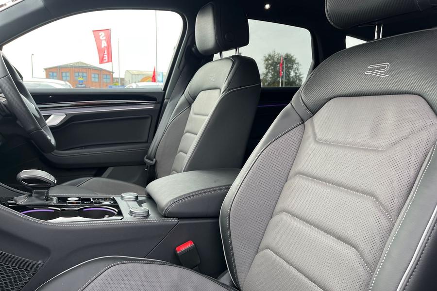 Volkswagen TOUAREG Photo autoimg-656c3e89f28b404272971a6b3e3f1590bc5a37f7.jpg