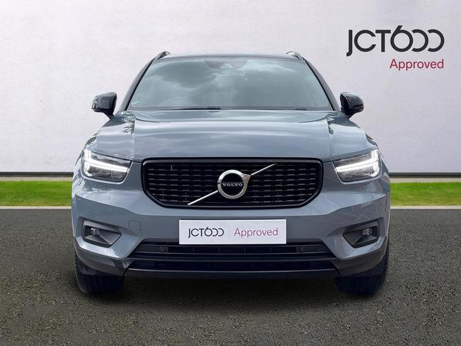 VOLVO Xc40 Photo 8