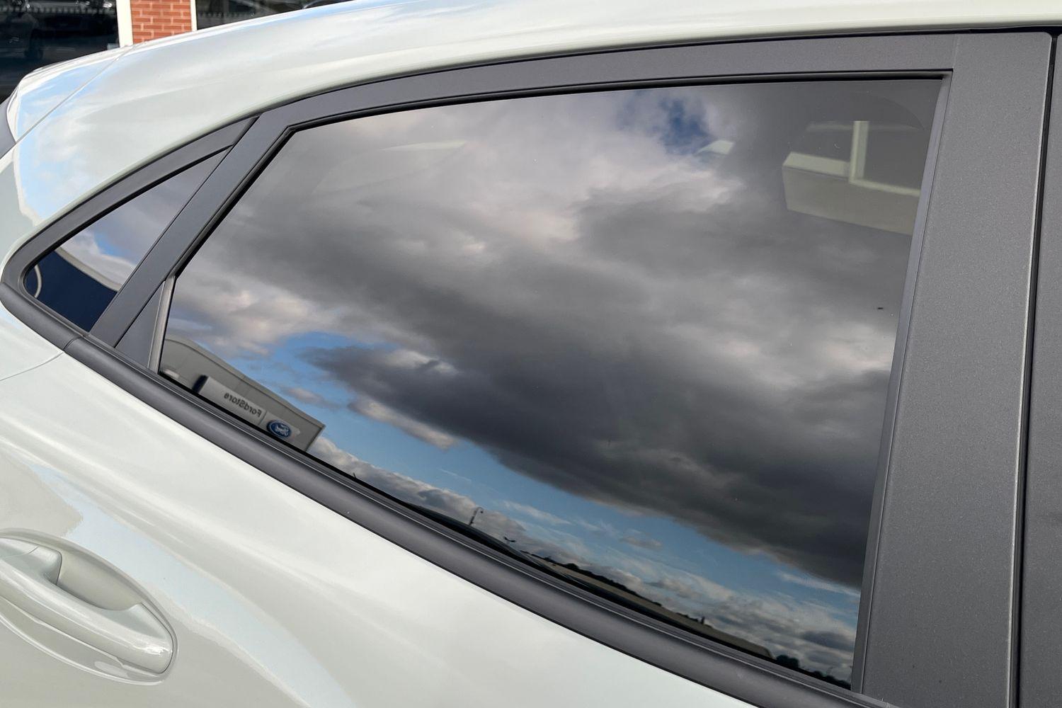 Ford PUMA Photo 38