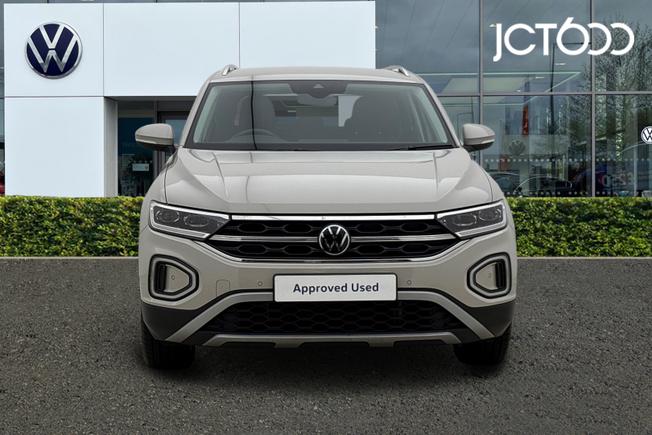 VOLKSWAGEN T-Roc Photo 8