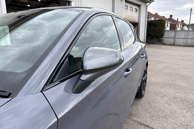 CUPRA Leon Photo 27