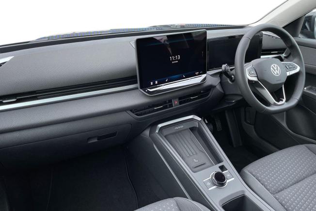 VOLKSWAGEN T-Roc Photo 2