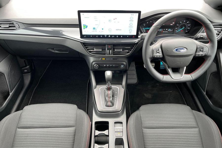 Ford FOCUS Photo autoimg-65784f400f7397e2b413a20f39b8c062bfc13452.jpg