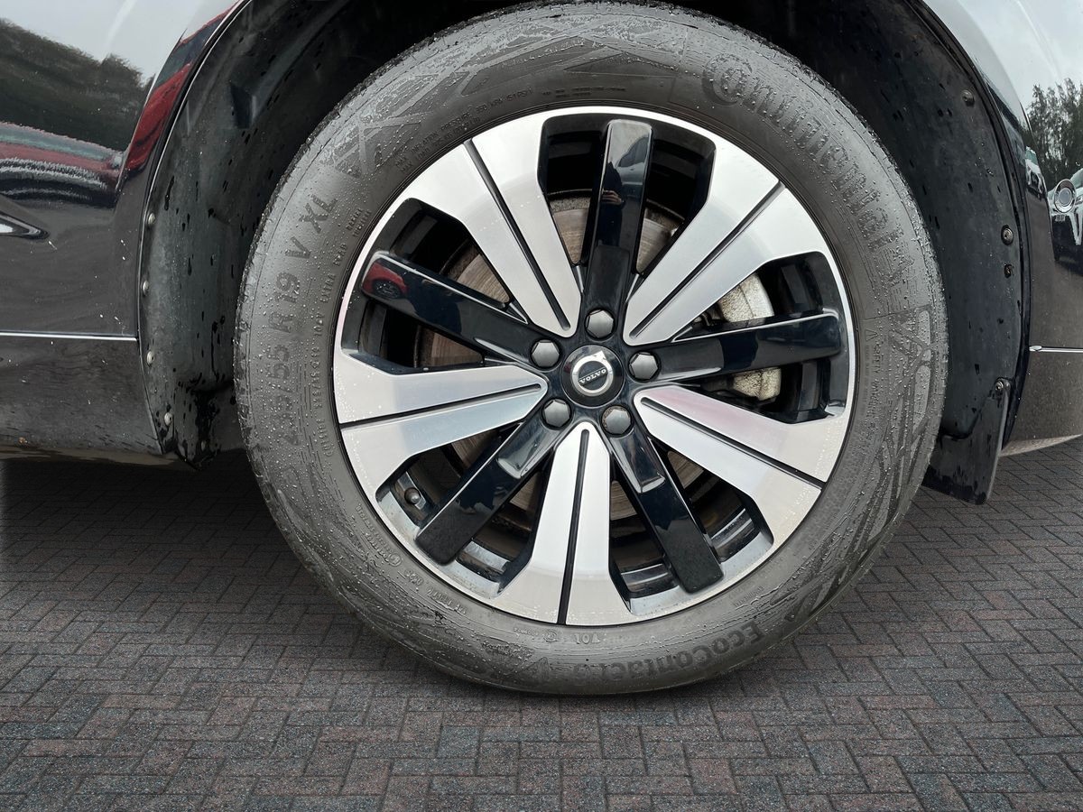 Volvo XC60 Photo 8