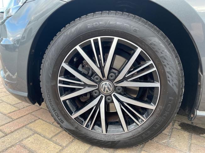 Volkswagen Golf Photo 39