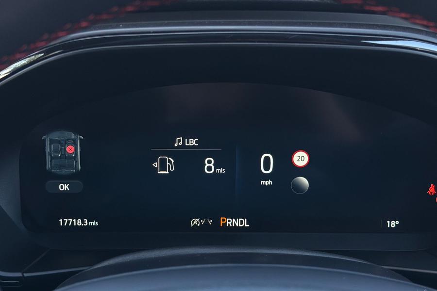 Ford FOCUS Photo autoimg-65823bb0bf94bbfd0663f155781c9ee7380cedb4.jpg