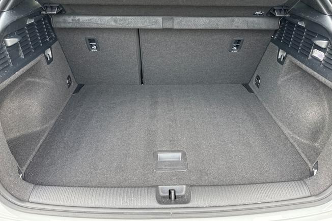 AUDI Q2 Photo 12