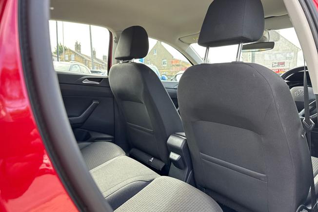 VOLKSWAGEN Polo Photo 31