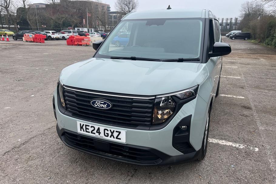 Used FORD TRANSIT COURIER KE24GXZ 39