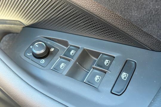 Volkswagen Passat Photo autoimg-658a990e268c444c76052a36cbf69eb46317a4c1.jpg
