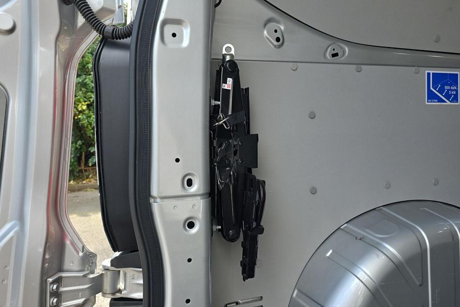 Used Ford TRANSIT CUSTOM WP25XLZ 28