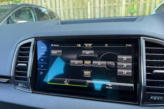 Skoda Karoq Photo autoimg-658e254d36653ac6dceab78f9ce81fdce5cc07a8.jpg