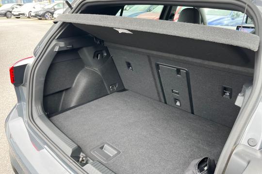 Volkswagen Golf Photo autoimg-659094cfe4837abd2b7f59bfeb5299096610d399.jpg