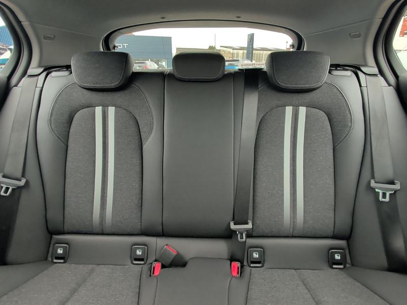 Used BMW 1 Series YG20AEF 29