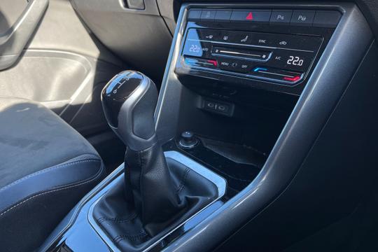 Volkswagen T-roc Photo autoimg-6591d4c3cdef74252ec045c13827c0737652feec.jpg