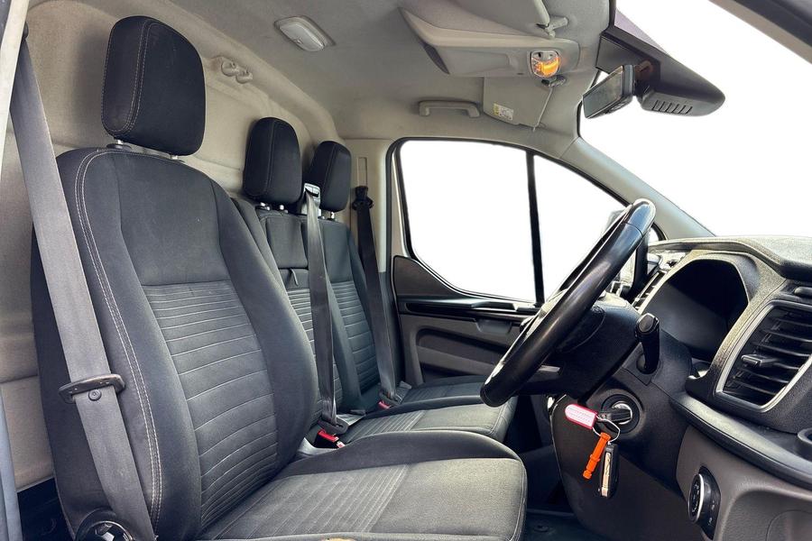 Ford TRANSIT CUSTOM Photo autoimg-6594dccf87302dbe834274301b95f2dec3262291.jpg