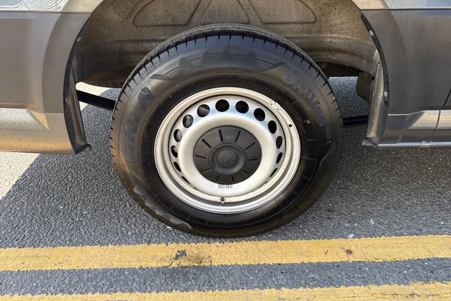 VOLKSWAGEN Crafter Photo 27