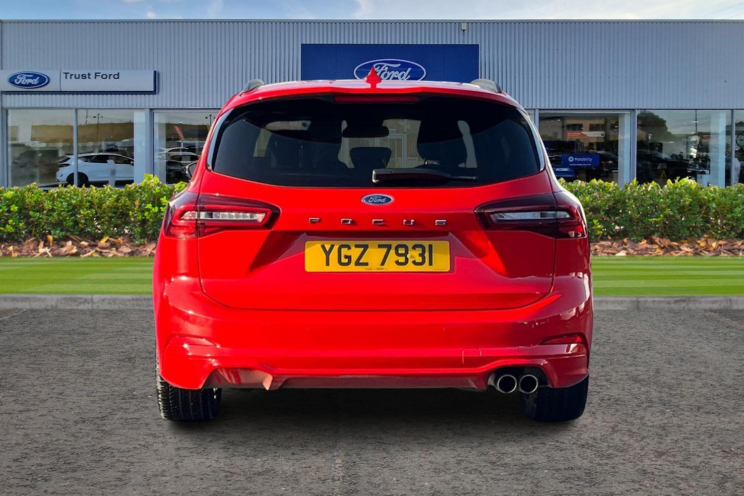 Ford FOCUS Photo 6