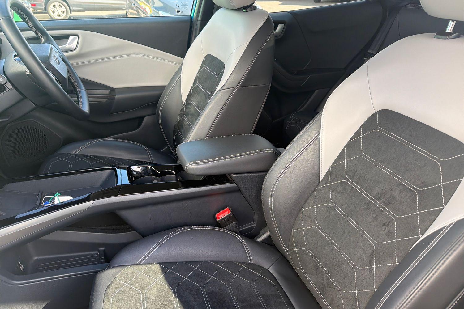 Ford Puma Gen-E Photo 18
