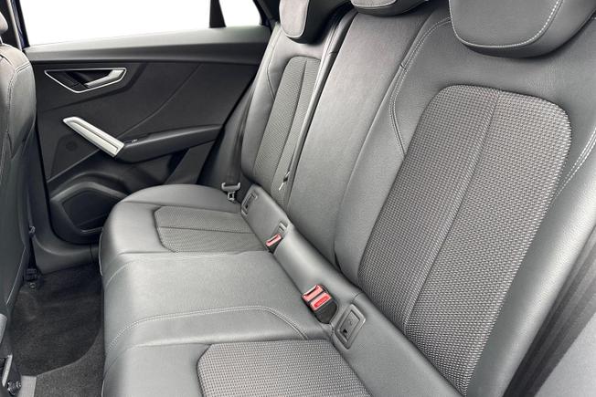 AUDI Q2 Photo 9