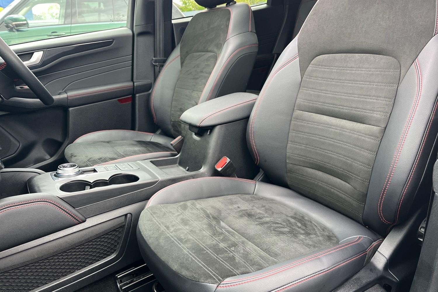 Ford Kuga Photo 18