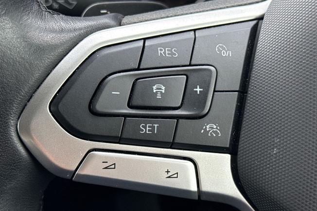 VOLKSWAGEN Polo Photo 16