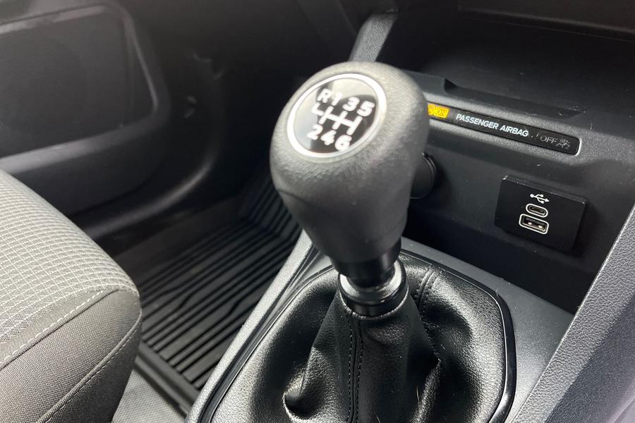 Ford TRANSIT COURIER Photo autoimg-65a74ead7f0712a8e8b3c999116147d56dbfe899.jpg