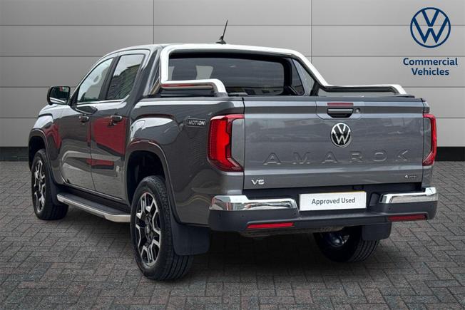 VOLKSWAGEN Amarok Photo 3
