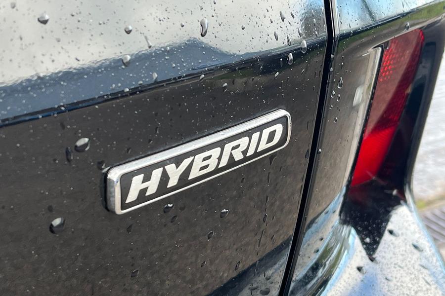 Ford KUGA Photo autoimg-65a7d71235b59ad7e71a814c33a642ec28dc16b4.jpg