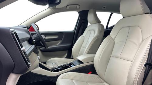 Volvo XC40 Photo autoimg-65ad30e683b11a5ddff2aace39424503938ca3b0.jpg