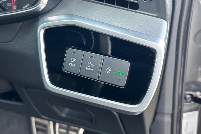 AUDI A6 Avant Photo 38